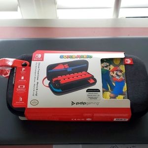 NWT Nintendo Switch  Super Mario Deluxe Travel Case